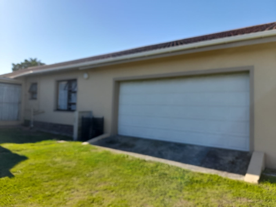 3 Bedroom Property for Sale in Rowallan Park Eastern Cape